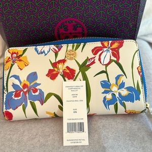 Tory Burch wallet zip around floral iris flower 8 card slots change $285 NWOT